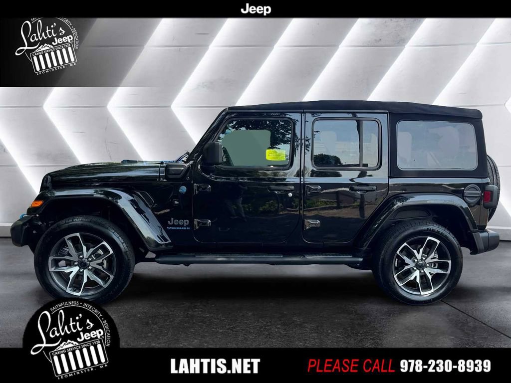 Used 2024 Jeep Wrangler Unlimited w/ Convenience Group image 3