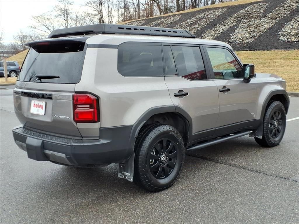 Certified 2024 Toyota Land Cruiser image 4