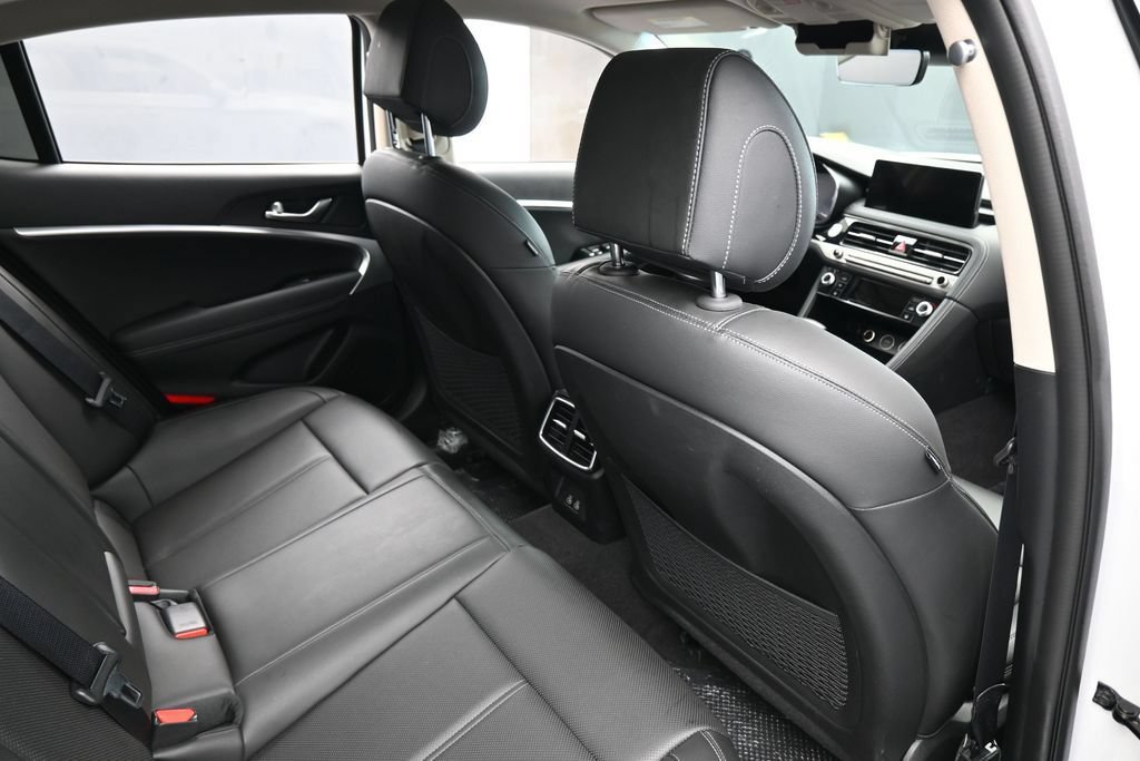 Used 2025 Genesis G70 2.5T RWD image 44