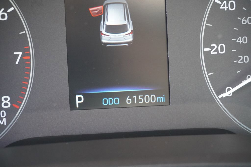 Certified 2024 Toyota Corolla Cross L FWD image 9