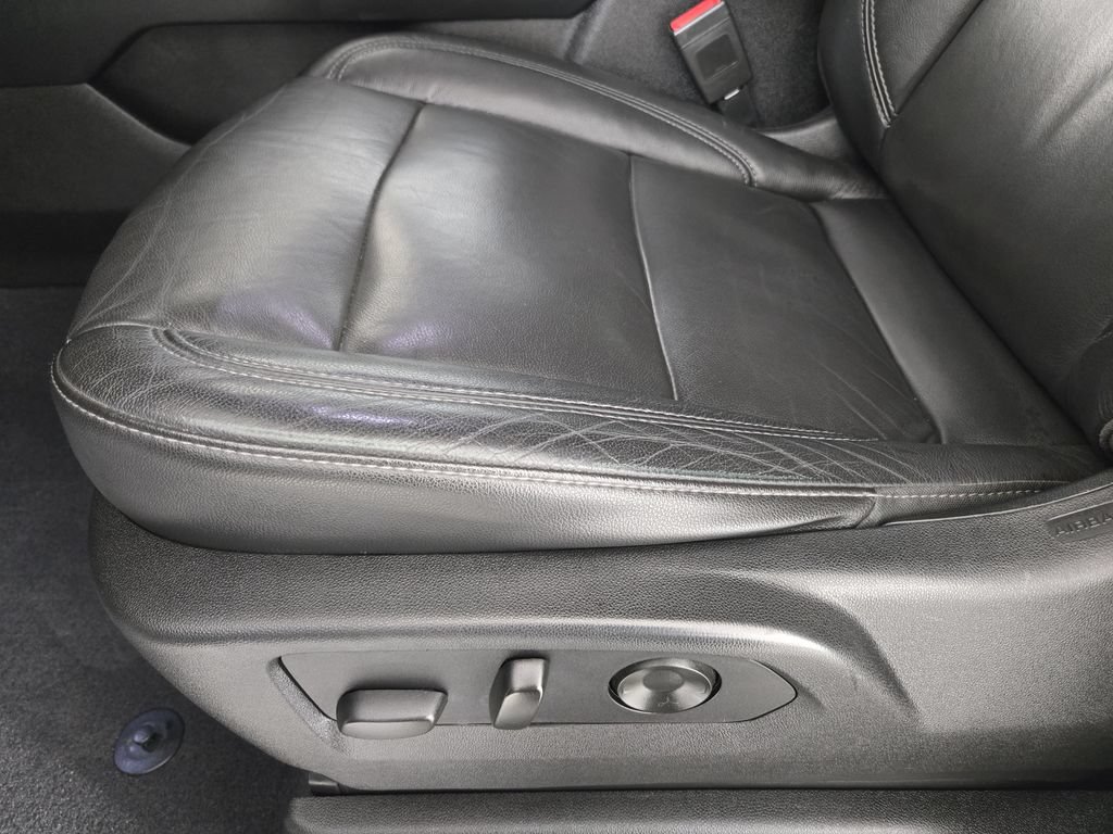 Used 2021 Chevrolet Tahoe LT AWD/4WD image 25