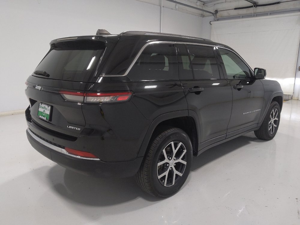Used 2023 Jeep Grand Cherokee Limited AWD/4WD image 9