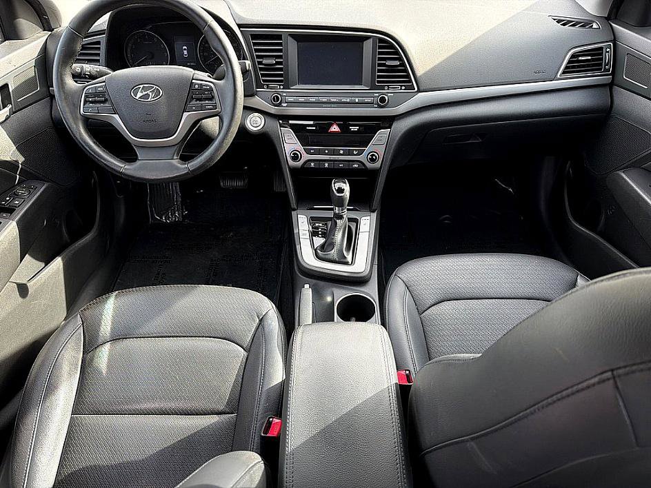 Used 2017 Hyundai Elantra Limited image 6