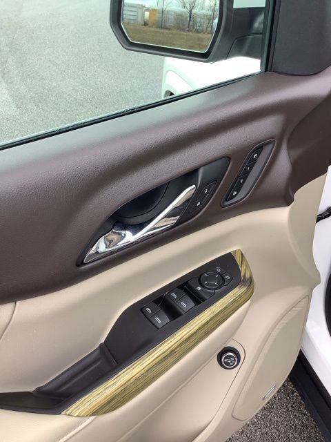 Used 2018 GMC Acadia Denali w/ Technology Package image 18