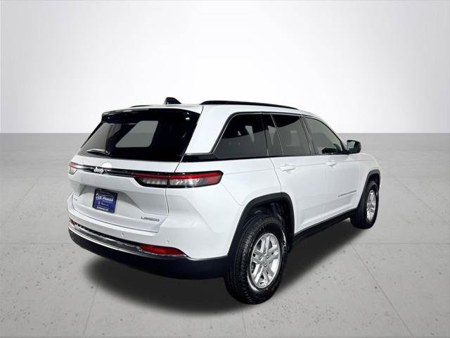 Certified 2025 Jeep Grand Cherokee Laredo AWD/4WD image 7