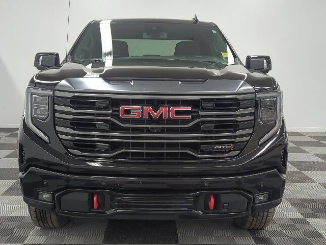 Used 2024 GMC Sierra 1500 AT4 AWD/4WD image 2