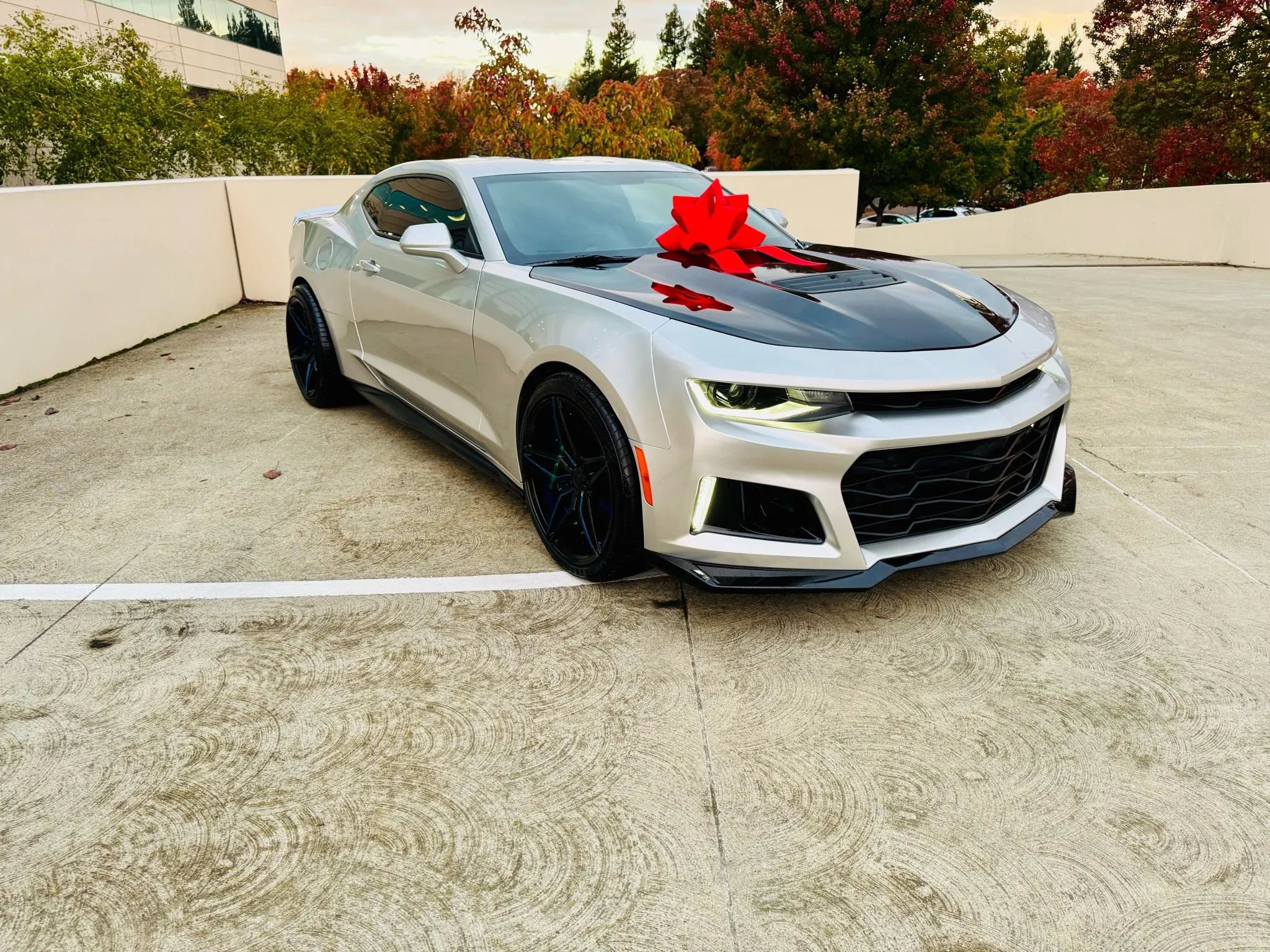 Used 2017 Chevrolet Camaro SS image 4