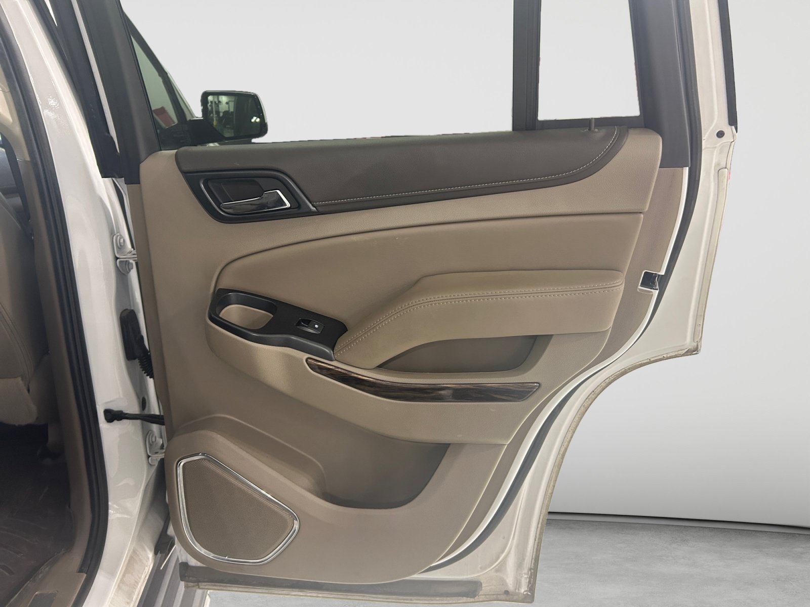 Used 2020 GMC Yukon SLT w/ Premium Edition AWD/4WD image 20