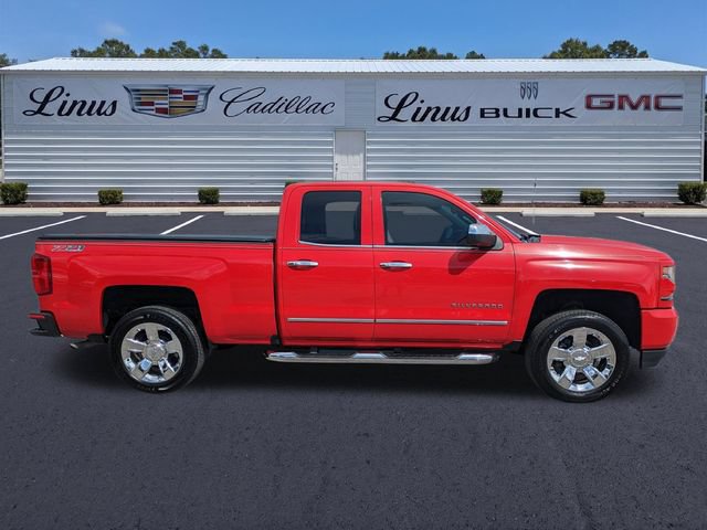 Used 2017 Chevrolet Silverado 1500 LTZ Z71 w/ LTZ Plus Package AWD/4WD image 3