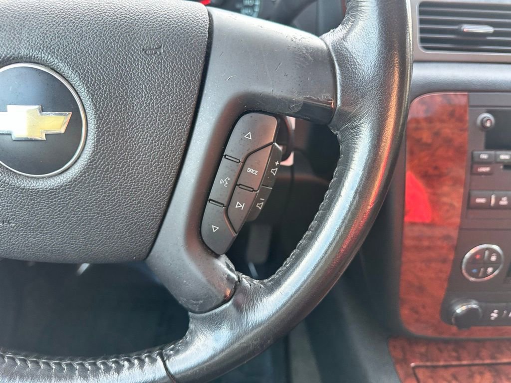 Used 2008 Chevrolet Avalanche LTZ w/ LTZ Preferred Equipment Group AWD/4WD image 24