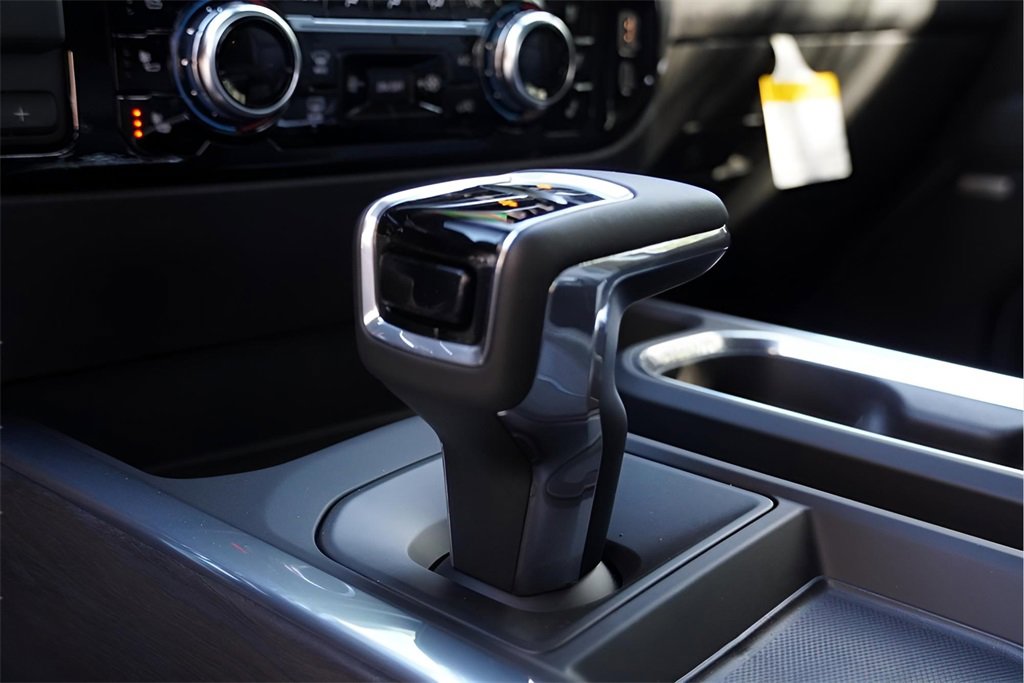 New 2026 GMC Sierra 1500 SLT image 25