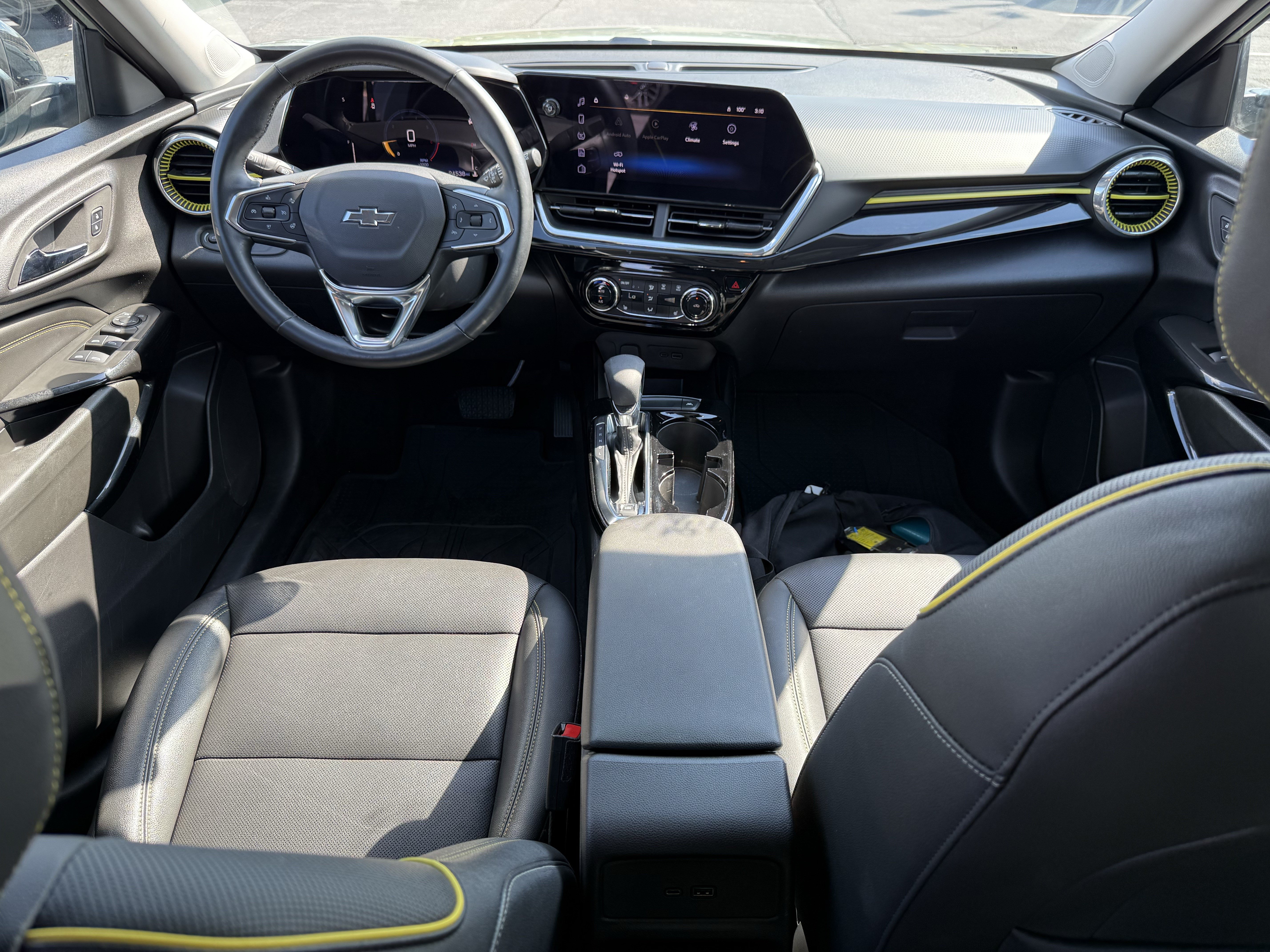 Used 2025 Chevrolet Trax ACTIV w/ Driver Confidence Package FWD image 30