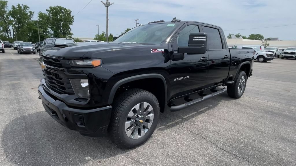 New 2026 Chevrolet Silverado 2500 Custom w/ Custom Value Package AWD/4WD image 6