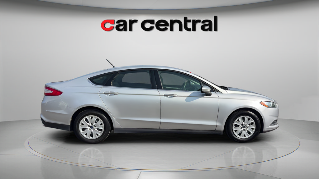Used 2014 Ford Fusion S FWD image 6