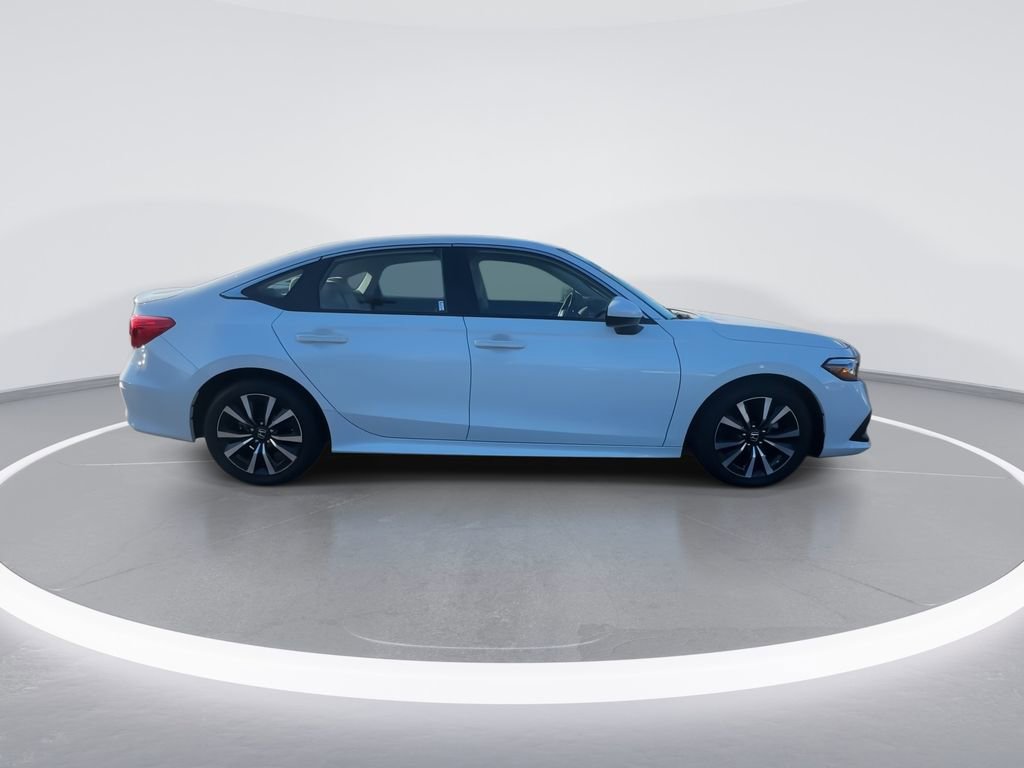 Used 2024 Honda Civic EX image 9