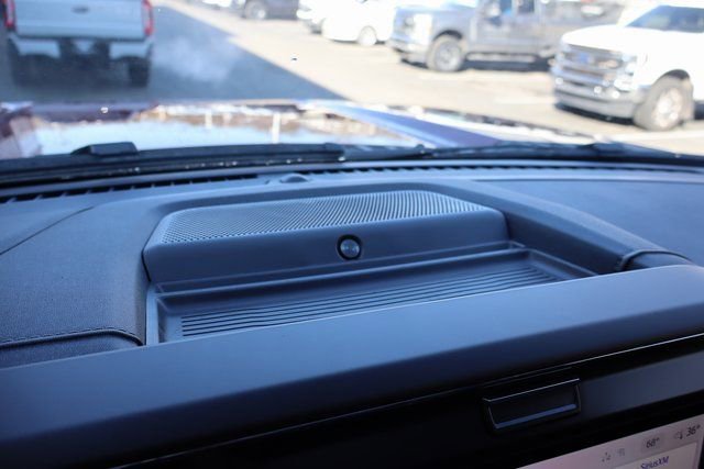 New 2026 Ford F250 Lariat w/ Chrome Package image 32