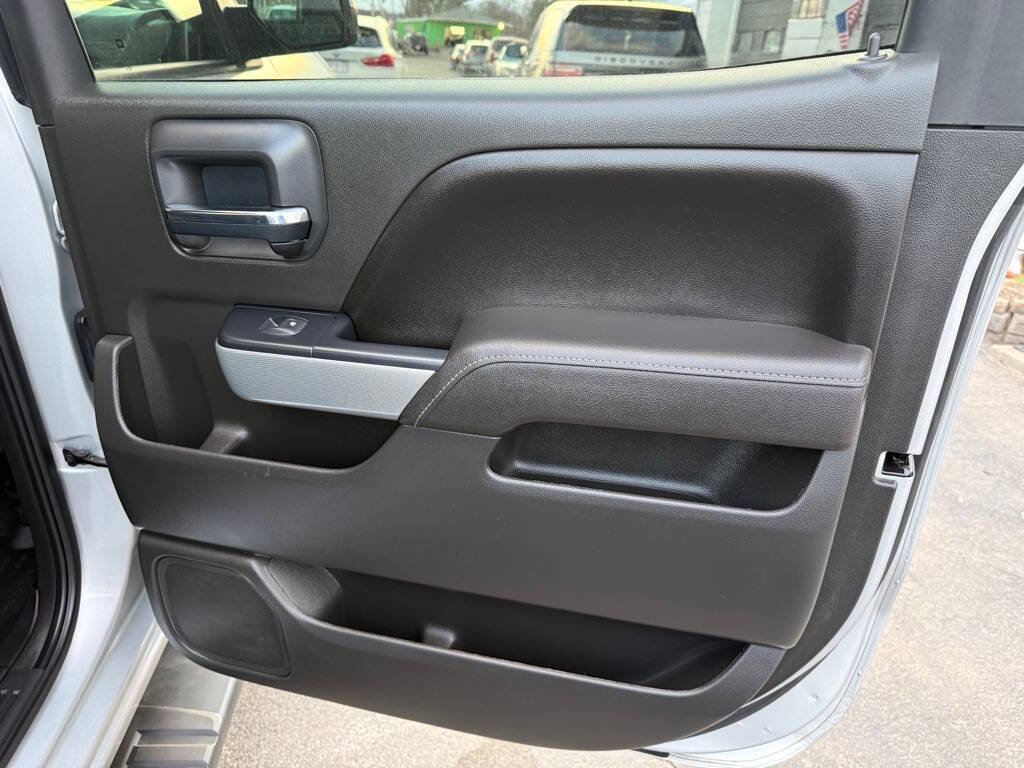 Used 2017 Chevrolet Silverado 1500 LT w/ All Star Edition image 21