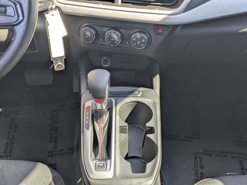 Used 2024 Chevrolet Trax RS w/ Driver Confidence Package image 6