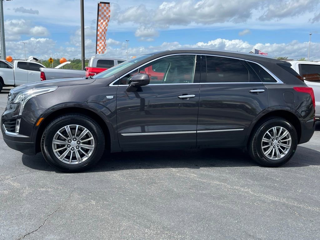 Used 2017 Cadillac XT5 Luxury FWD image 5