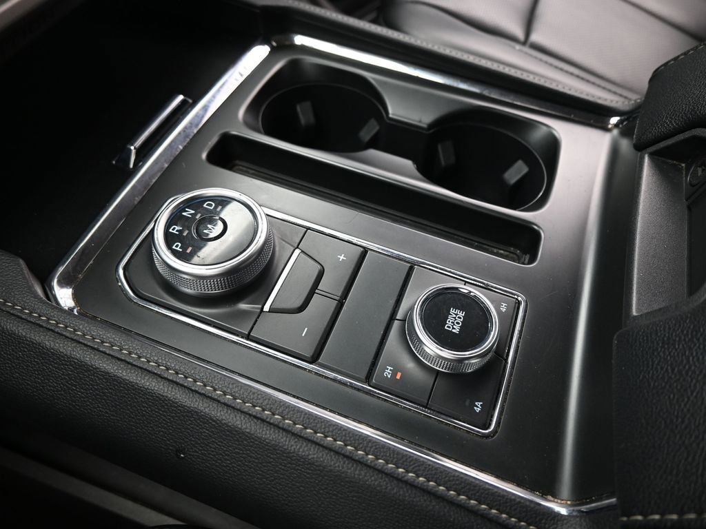 Certified 2024 Ford Expedition Max XLT image 18