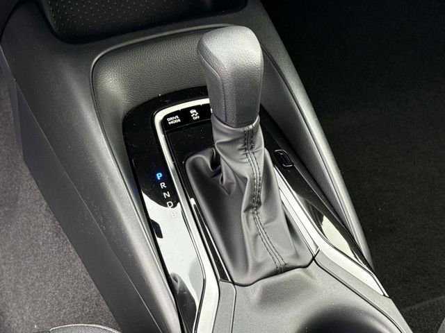 Used 2026 Toyota Corolla LE image 22