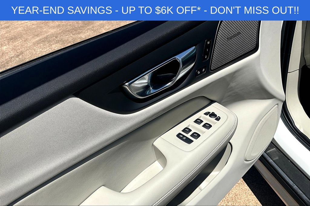 New 2025 Volvo V60 B5 Cross Country Ultra w/ Protection Package Premier image 23