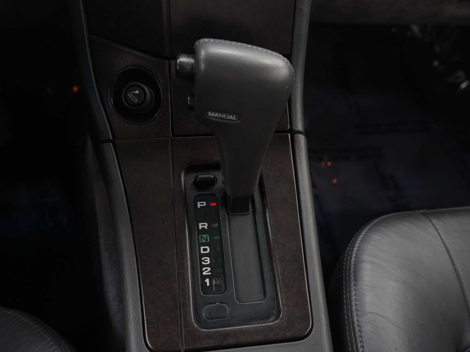 Used 1992 Subaru SVX AWD image 18