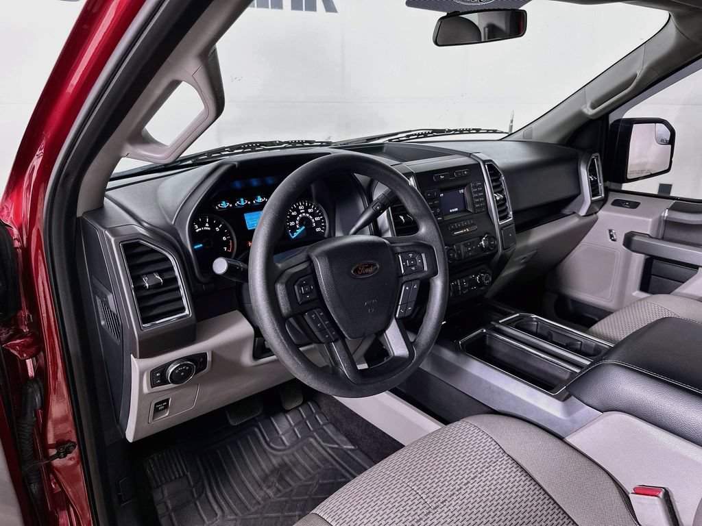 Used 2016 Ford F150 XLT RWD image 10