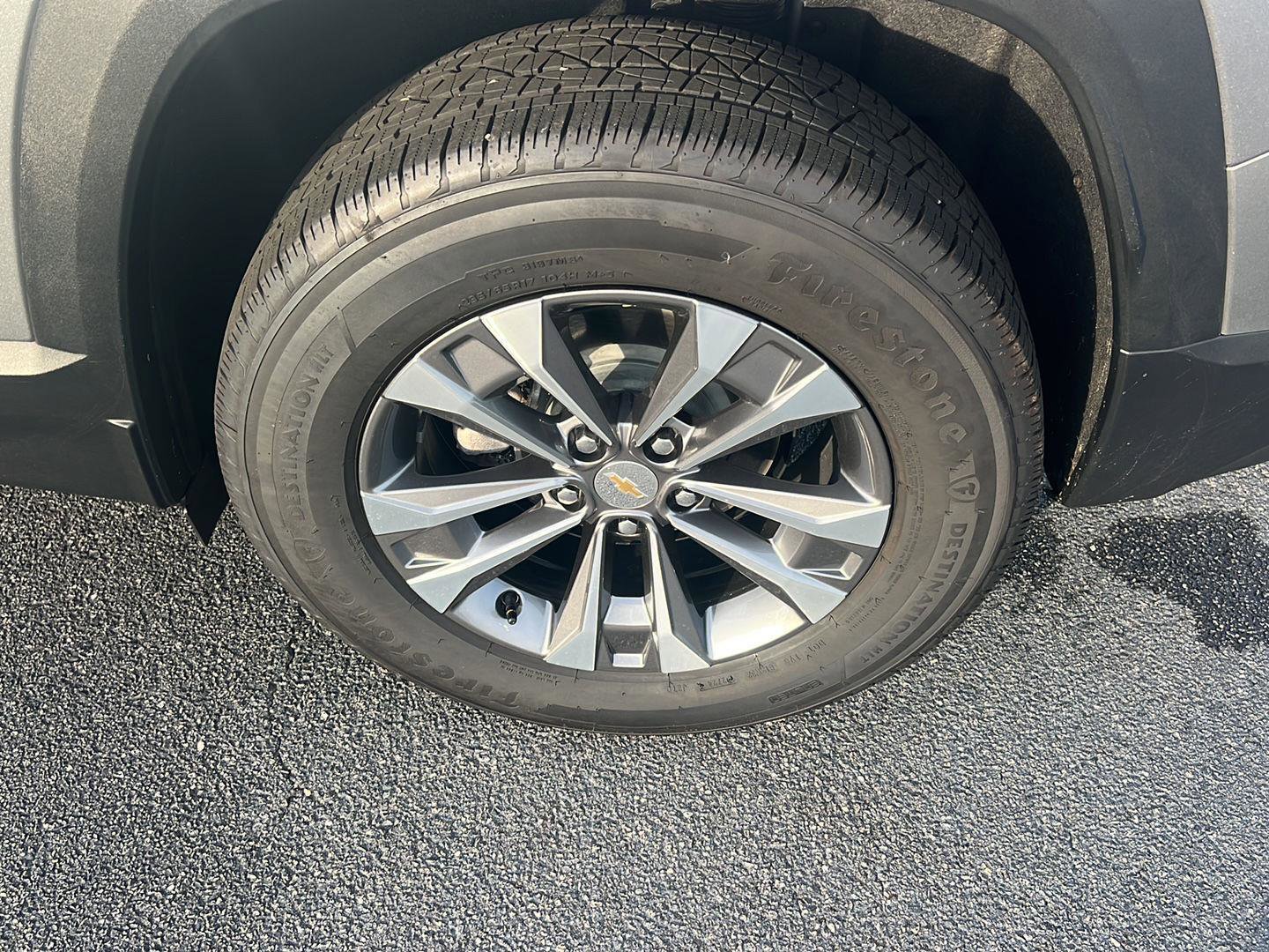 Used 2025 Chevrolet Equinox LT w/ Convenience Package II image 37