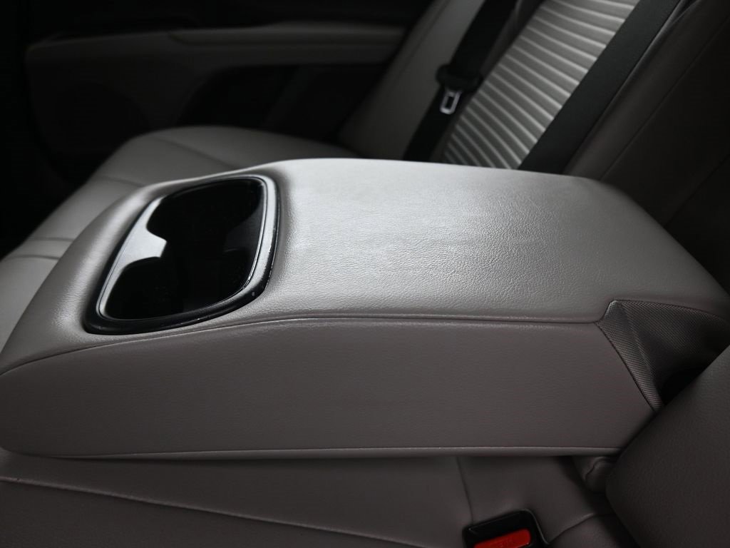 Used 2023 Toyota Camry SE image 31