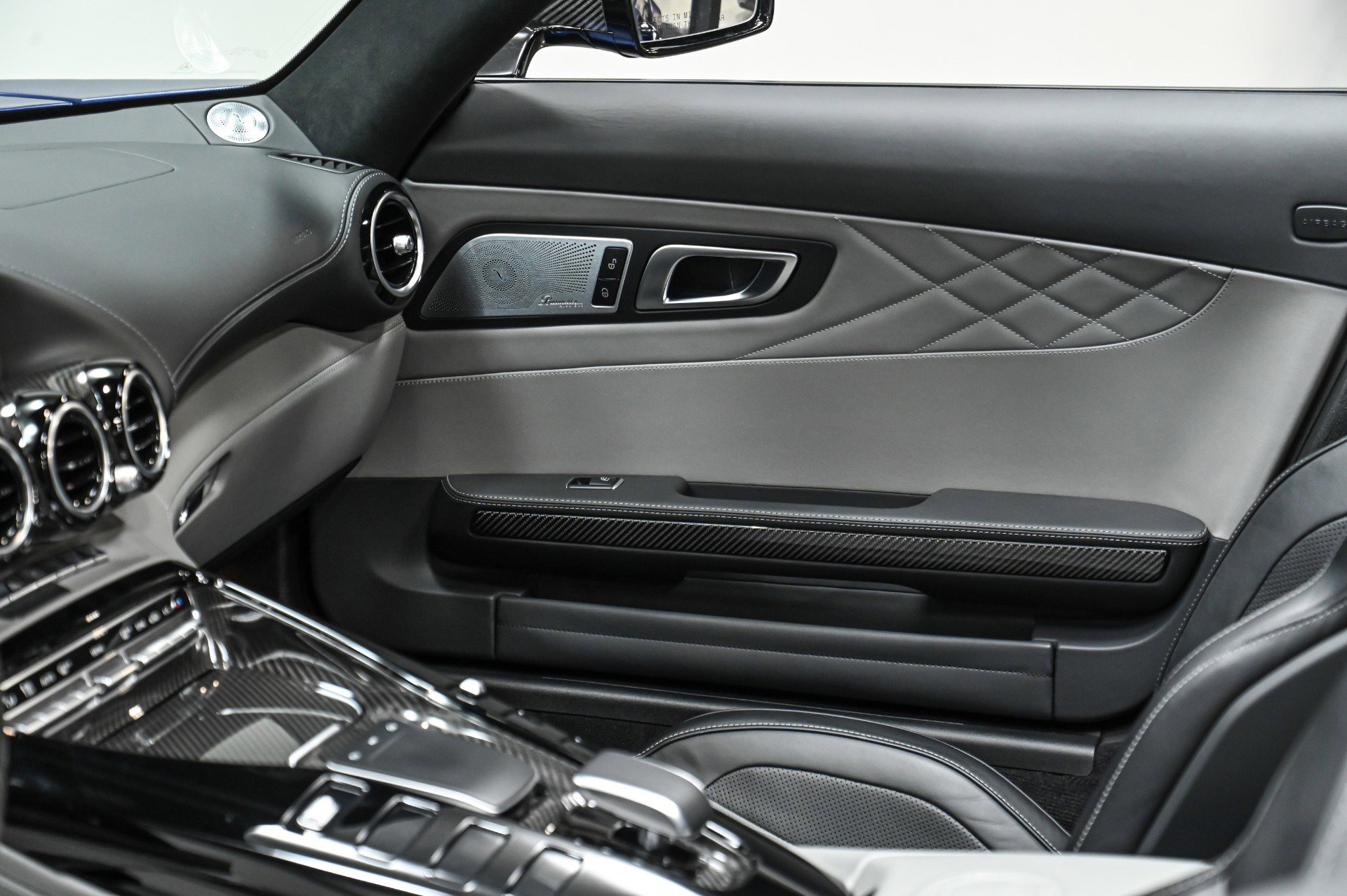 Used 2020 Mercedes-Benz AMG GT R image 28