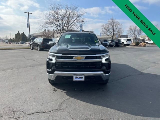 Used 2025 Chevrolet Silverado 1500 LT image 2