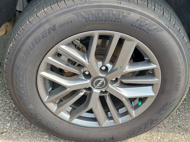Certified 2025 Nissan Rogue S AWD/4WD image 5