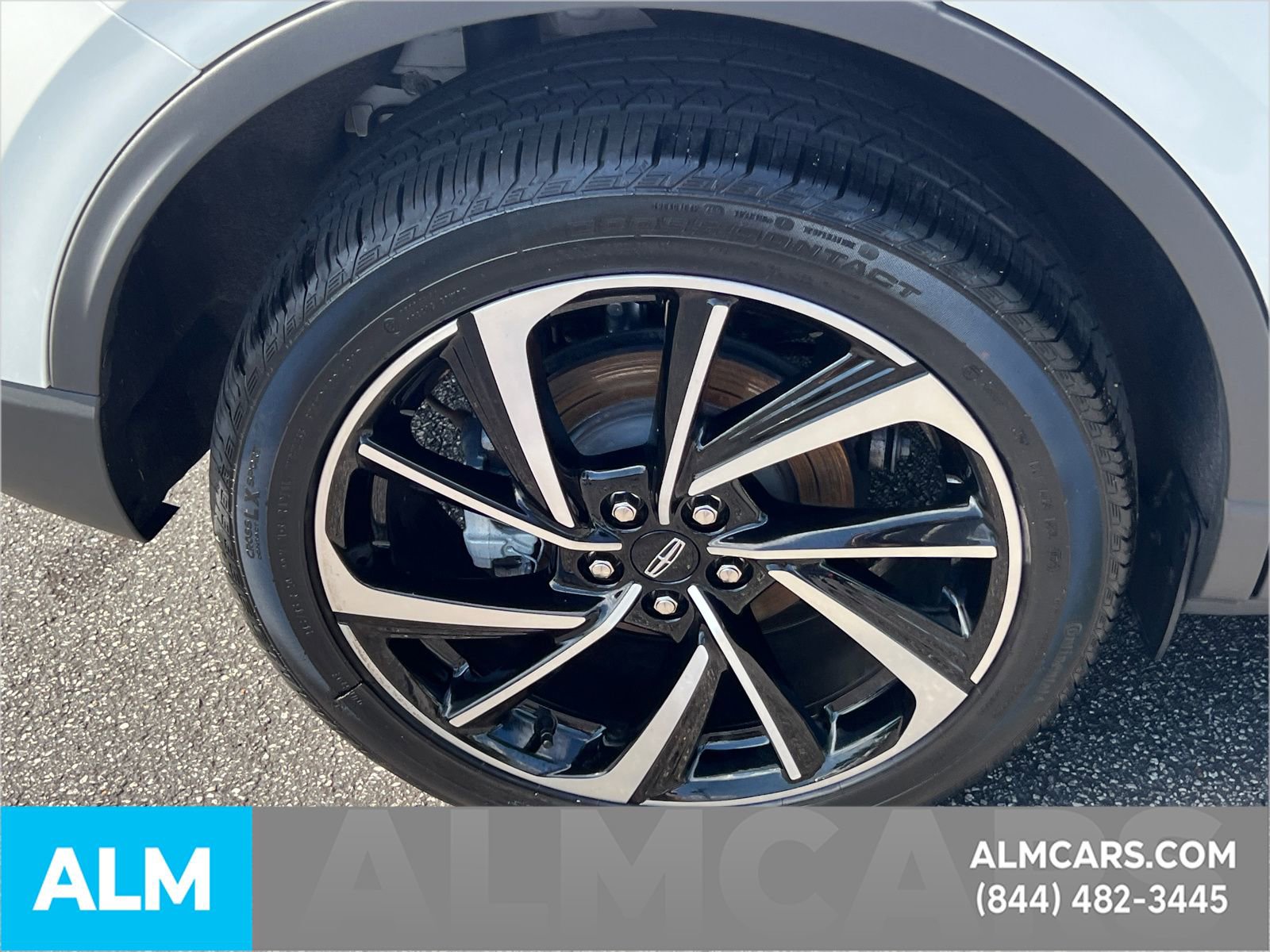 Used 2023 Lincoln Corsair Reserve image 21