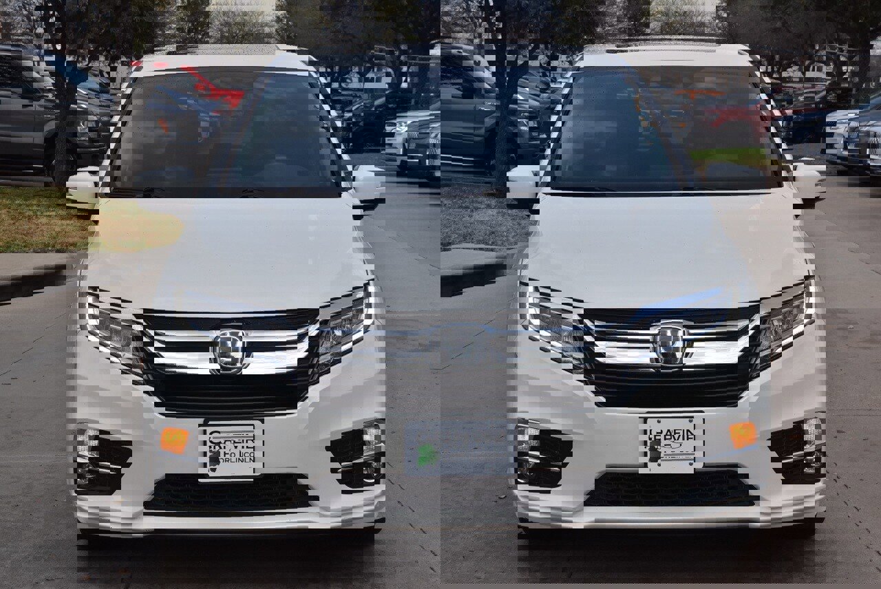 Used 2018 Honda Odyssey Elite image 3