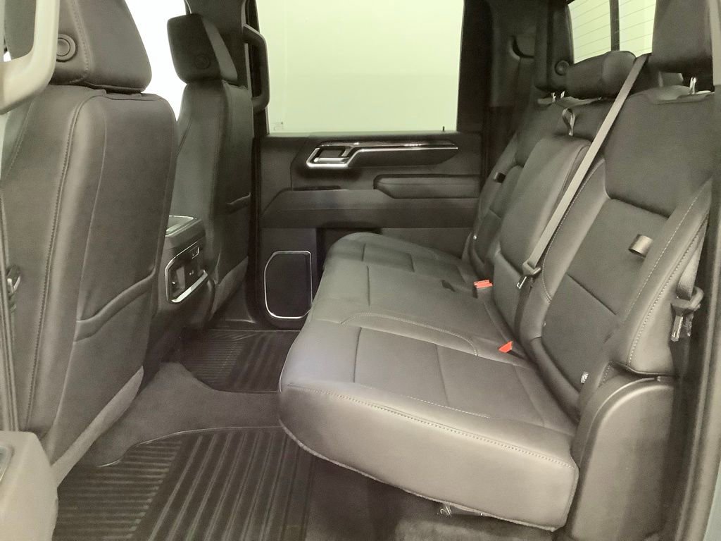 New 2026 Chevrolet Silverado 2500 LTZ w/ LTZ Premium Package image 6