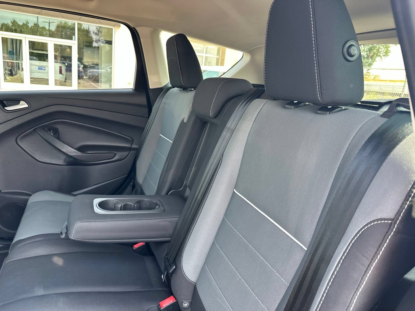 Used 2015 Ford Escape SE FWD image 23