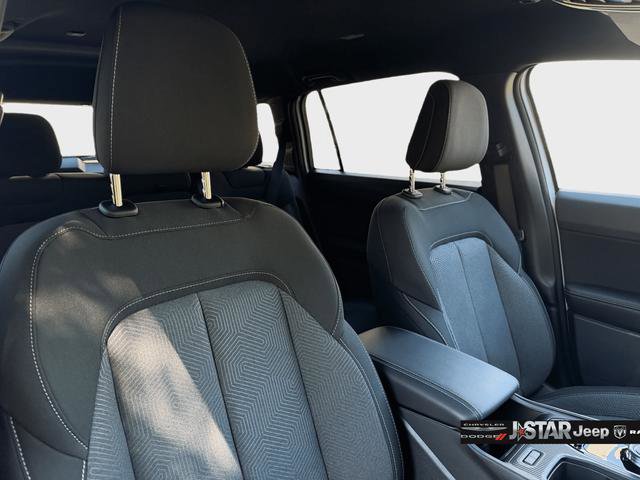 New 2026 Jeep Cherokee Laredo AWD/4WD image 14