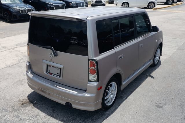 Used 2005 Scion xB FWD image 14
