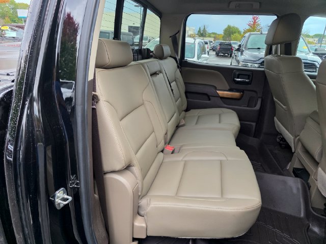 Used 2018 Chevrolet Silverado 1500 LTZ AWD/4WD image 16