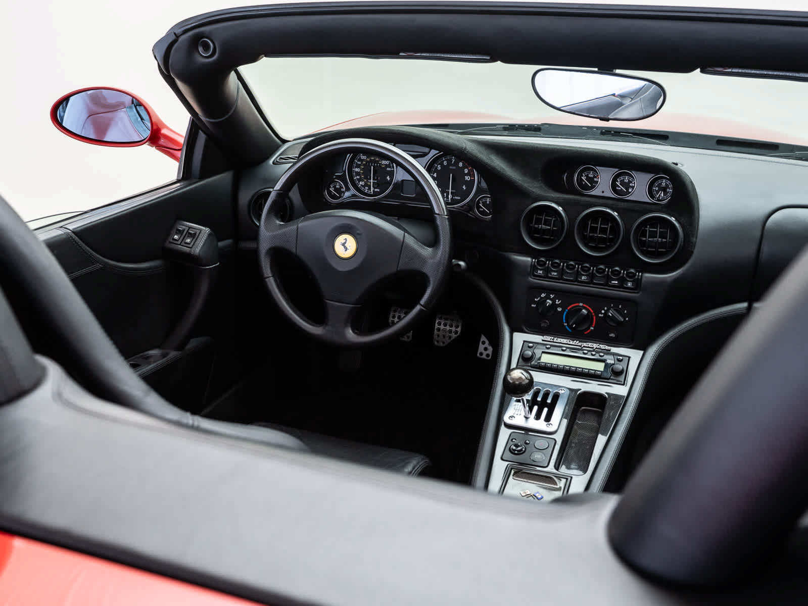 Used 2001 Ferrari 550 Maranello Barchetta RWD image 32
