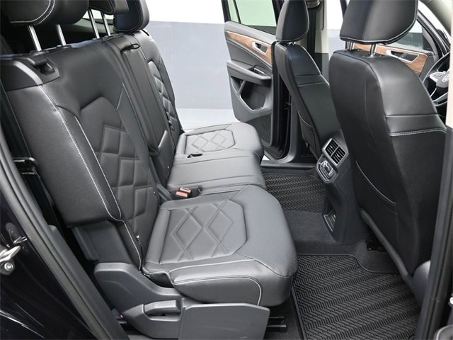 New 2026 Volkswagen Atlas SE image 16