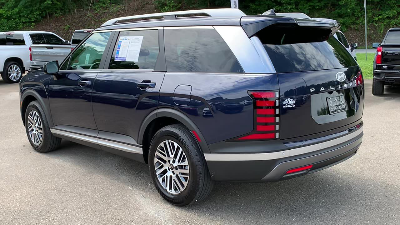 Used 2026 Hyundai Palisade SEL AWD/4WD image 3