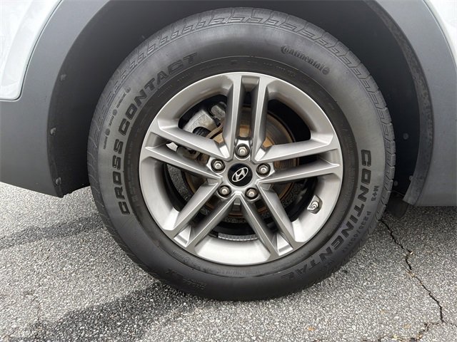 Used 2017 Hyundai Santa Fe Sport image 17