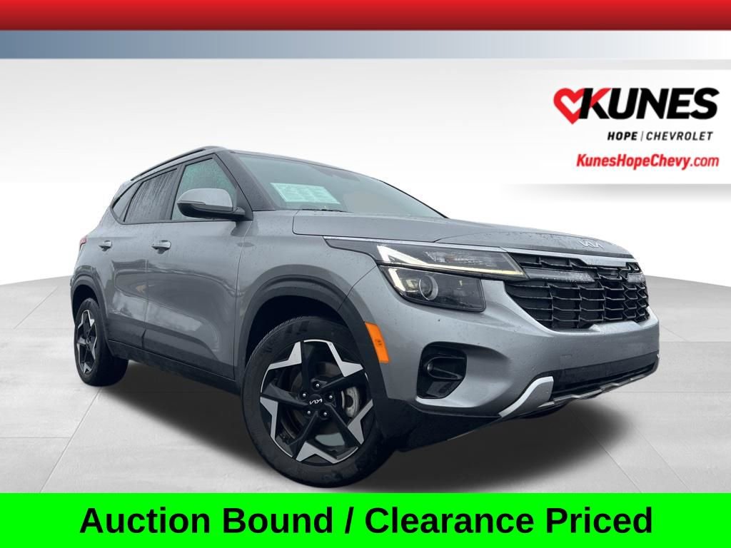 Used 2025 Kia Seltos S image 1