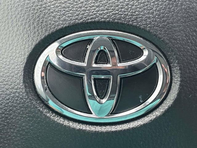 Used 2024 Toyota Corolla Cross L FWD image 34