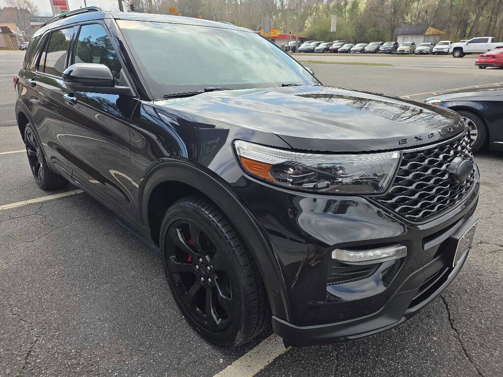 Used 2020 Ford Explorer ST w/ ST Street Pack image 7