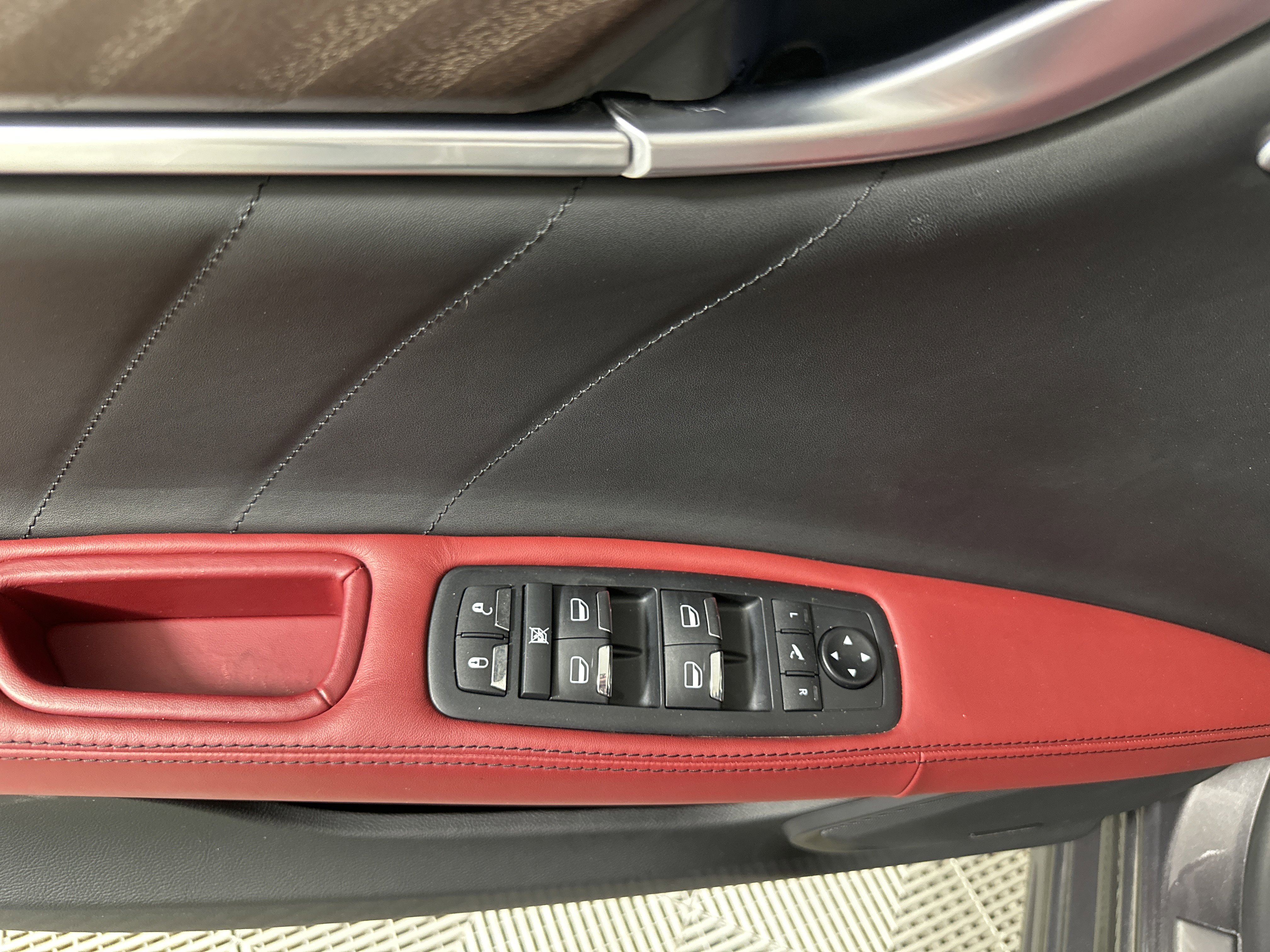 Used 2021 Maserati Ghibli S GranLusso image 11