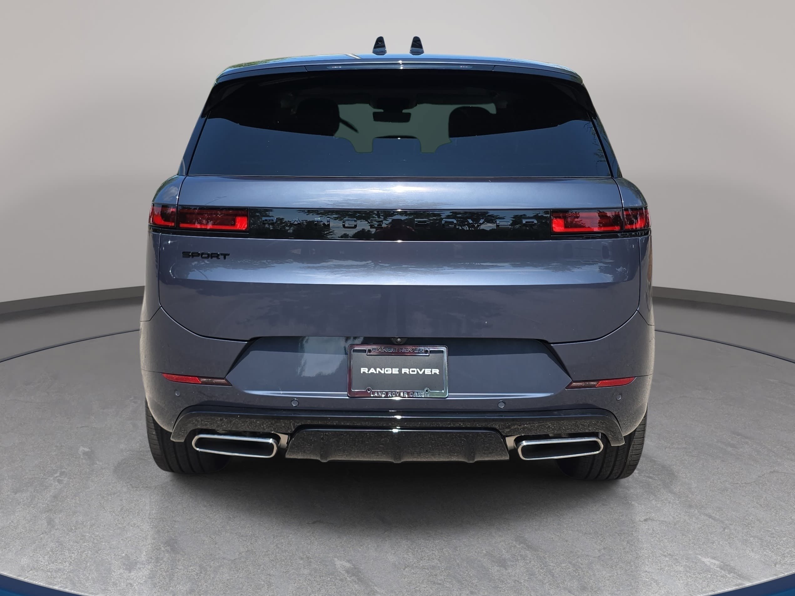 New 2026 Land Rover Range Rover Sport Dynamic SE AWD/4WD image 6