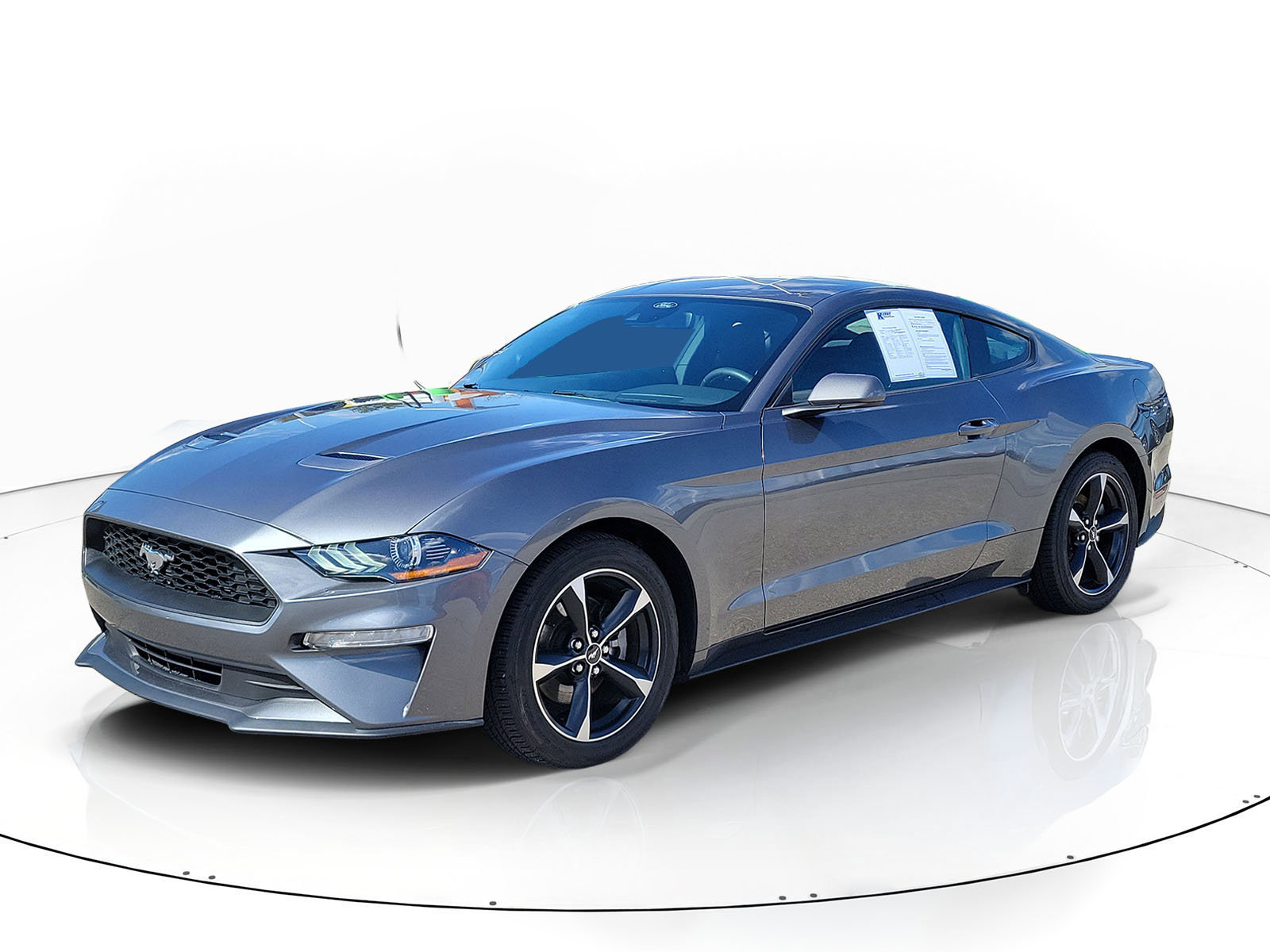 Used 2022 Ford Mustang EcoBoost image 2